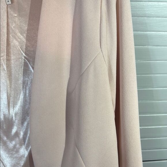 BCBGeneration Cream Blazer Tailored Open Front pre-owned size: xs - Picture 9 of 9